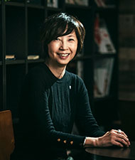 岸本 佐知子