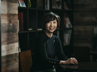 s-岸本佐知子様　お写真.jpg